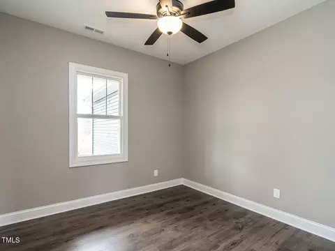 94 Cedarbrook Dr, Benson, NC 27504 photo 10