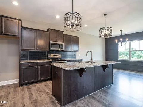94 Cedarbrook Dr, Benson, NC 27504 photo 11