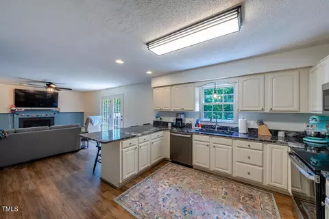6806 Calais Dr, Durham, NC 27712 photo 15