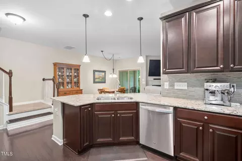 1109 Contessa Dr, Cary, NC 27513 photo 4