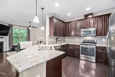 1109 Contessa Dr, Cary, NC 27513 photo 3