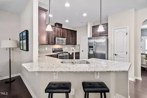 1109 Contessa Dr, Cary, NC 27513 photo 5