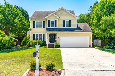 1206 Rainesview Ln, Apex, NC 27502