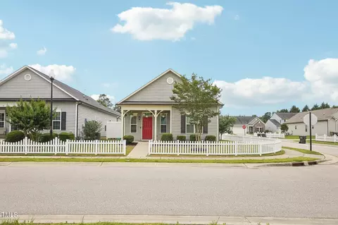 51 Scuppernong Way, Clayton, NC 27520