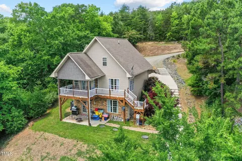297 Zane Trl, Leasburg, NC 27291