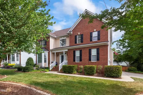 900 Clatter Ave, Wake Forest, NC 27587