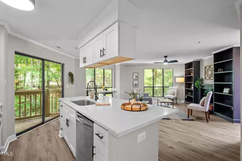 124 New Kent Pl, Cary, NC 27511