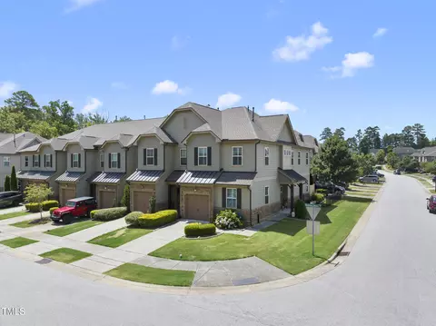 699 Wickham Ridge Rd, Apex, NC 27539