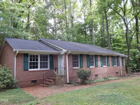 807-813 Longleaf Dr, Chapel Hill, NC 27517