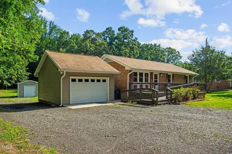 2425 Varner Rd, Greensboro, NC 27406