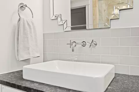 Bath - 409 Teague St, Wake Forest, NC 27587 photo 2 of 7