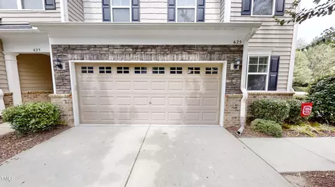 625 Katy Stella Dr, Cary, NC 27519