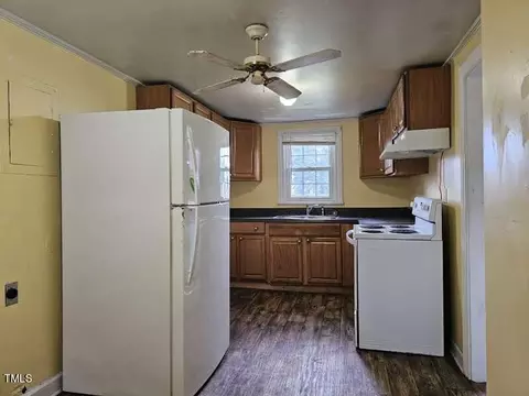 908 Booker Dairy Rd, Smithfield, NC 27577 photo 2