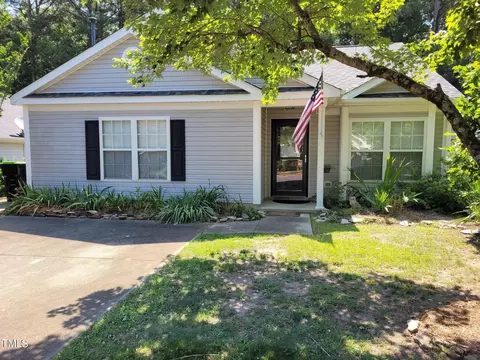 938 Homestead Park Dr, Apex, NC 27502