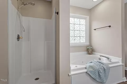 Bath - 734 E Keri Dr, Garner, NC 27529 photo 2 of 4