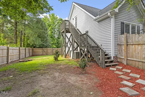 Exterior - 734 E Keri Dr, Garner, NC 27529 photo 4 of 7