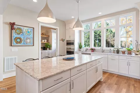 133 E Park St, Cary, NC 27511 photo 11