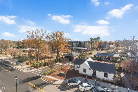 133 E Park St, Cary, NC 27511 photo 28