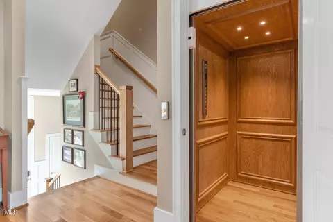 133 E Park St, Cary, NC 27511 photo 6