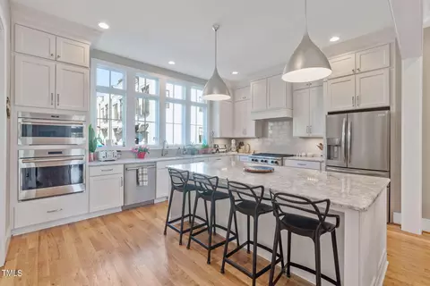 133 E Park St, Cary, NC 27511 photo 9