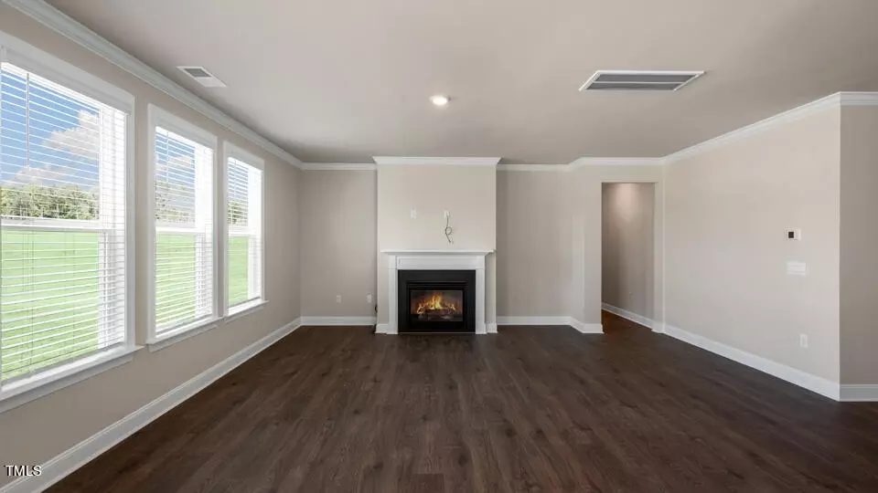 Living - 249 Umstead St, Sanford, NC 27330 photo 3 of 4