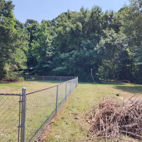 500 Saints St, Dunn, NC 28334 photo 25