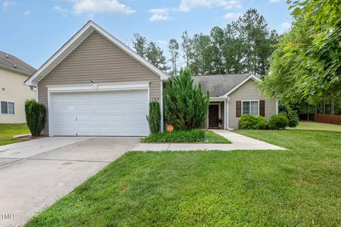 105 Walnut Crossing Dr, Whitsett, NC 27377