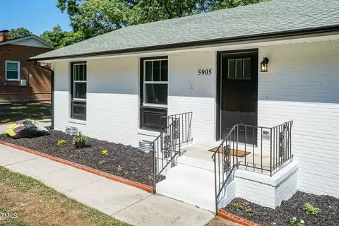 5905 Paragon Cir, Durham, NC 27712