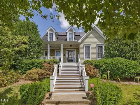 504 Parkview Cres, Chapel Hill, NC 27516