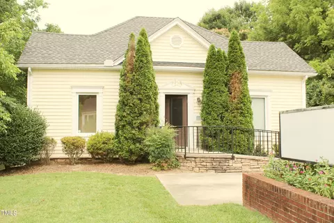 1023 S Main St, Burlington, NC 27215