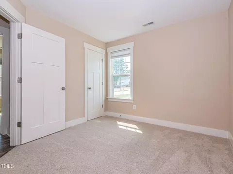205 E Holmes St, Benson, NC 27504 photo 20