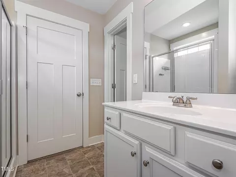 205 E Holmes St, Benson, NC 27504 photo 14