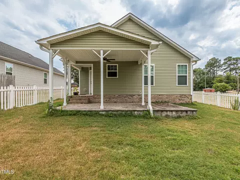 205 E Holmes St, Benson, NC 27504 photo 25