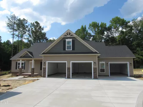 124 Valleydale Dr, Benson, NC 27504