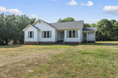 110 Covey Ln, Clayton, NC 27520