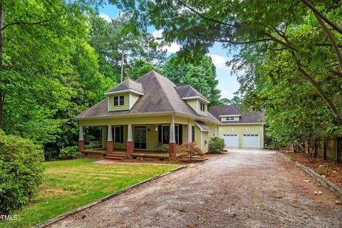 307 Dowell Dr, Cary, NC 27511