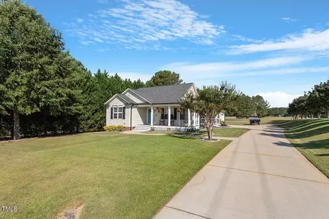 16 Sparkle Ln, Garner, NC 27529 photo 3
