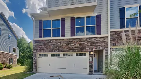 720 Channing Park Cir, Cary, NC 27519
