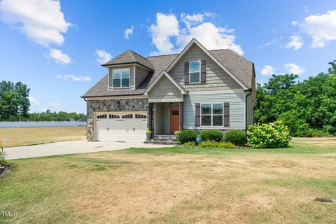 10 Setter Ct, Angier, NC 27501 photo 2