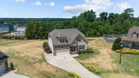 10 Setter Ct, Angier, NC 27501 photo 4