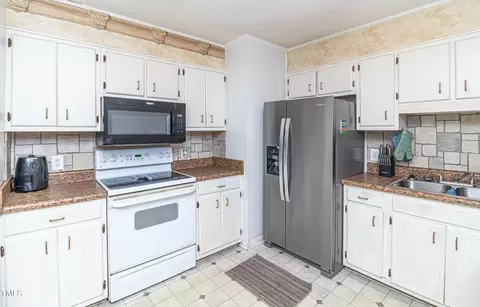 831 Second St, Ayden, NC 28513 photo 7