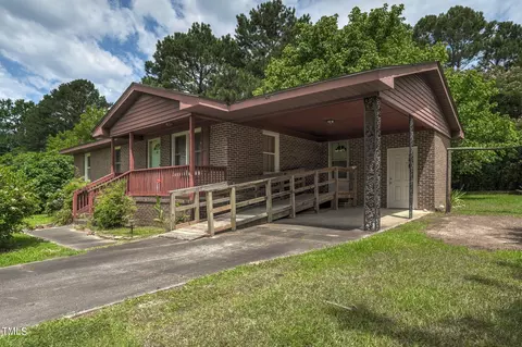 607 3rd St, Spring Hope, NC 27882 photo 1