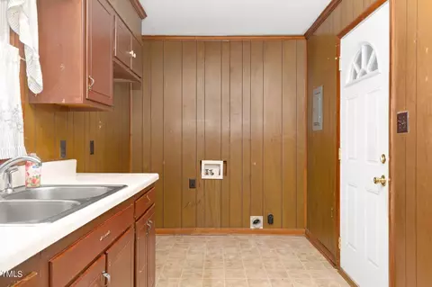 607 3rd St, Spring Hope, NC 27882 photo 10
