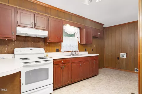 607 3rd St, Spring Hope, NC 27882 photo 9