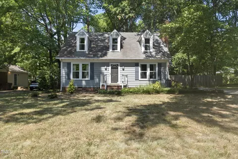 1206 Haddington Dr, Cary, NC 27511