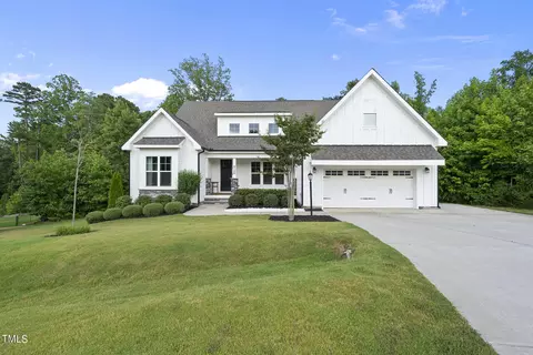 2105 Orchard Lake Dr, Apex, NC 27539