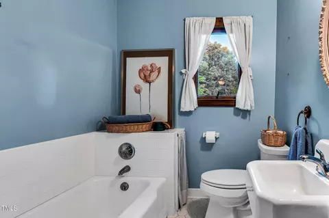 Bath - 2707 John Sutton Rd, Elon, NC 27244 photo 1 of 3