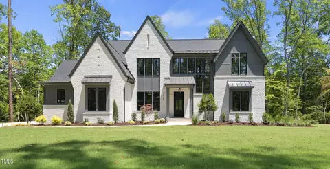 1424 Lake Adventure Ct, Raleigh, NC 27613