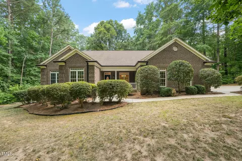 1001 Luminary Ln, Willow Spring, NC 27592