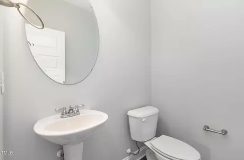 82 Torchie Dr, Selma, NC 27576 photo 7